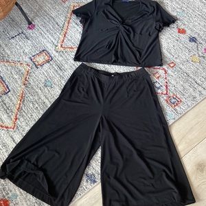 TanJay Jersey Black Capris with Blouse size M